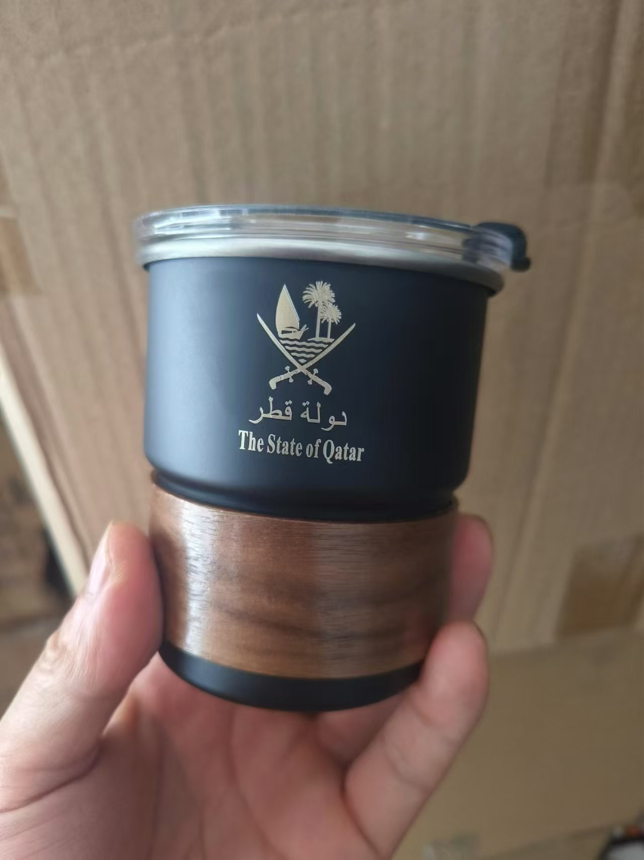 De staat van Qatar Logo roestv - Coffee Equipment Logo recensie en prijs